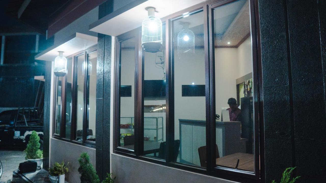 Sitiinggil Guest House Syariah เตกัล ภายนอก รูปภาพ