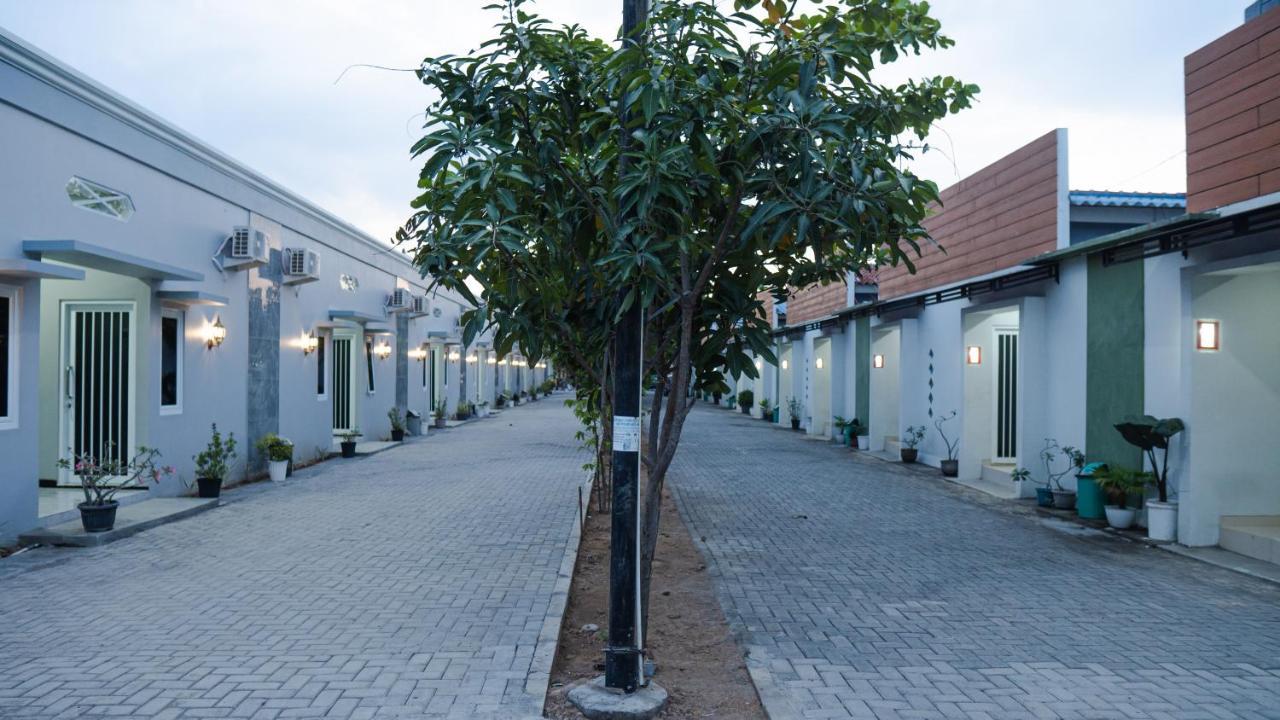 Sitiinggil Guest House Syariah เตกัล ภายนอก รูปภาพ