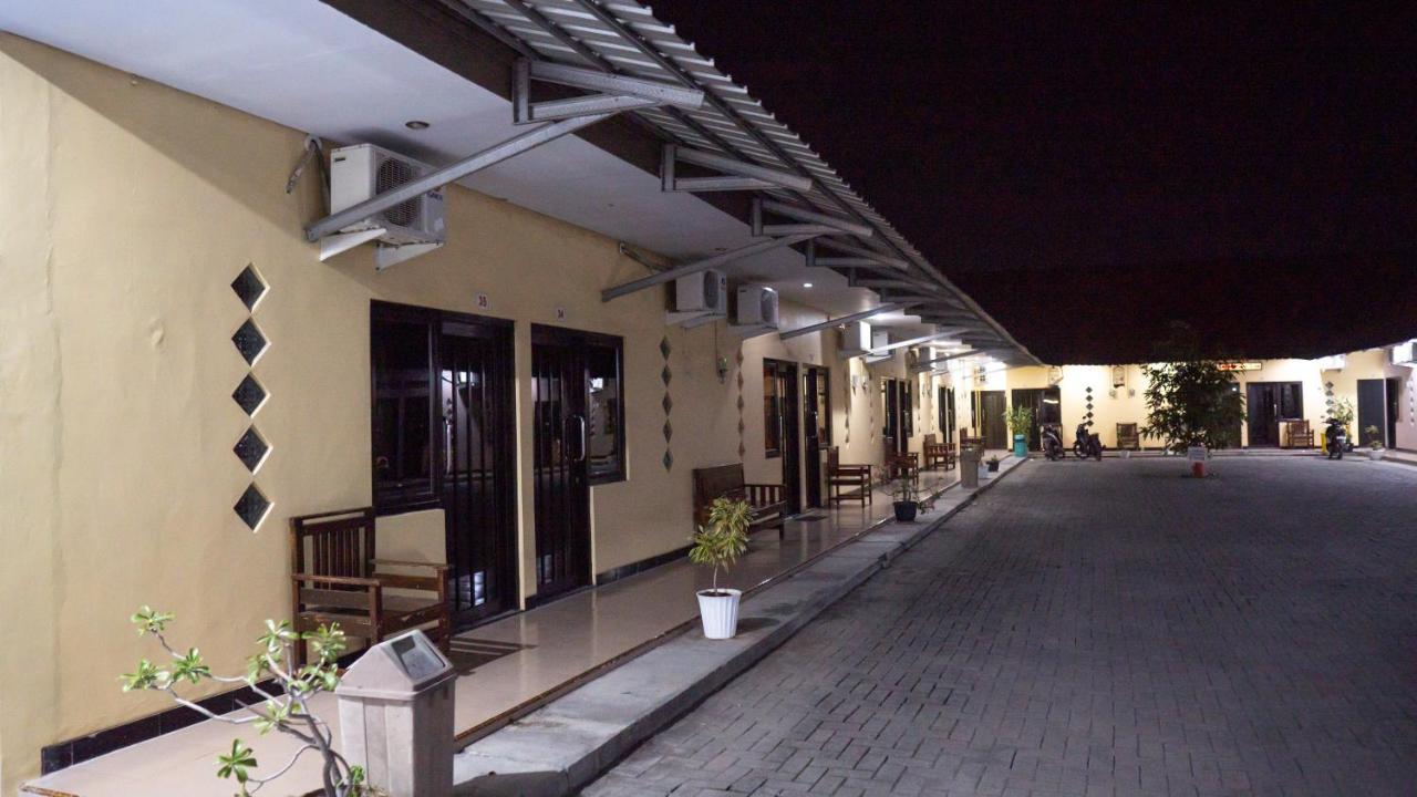 Sitiinggil Guest House Syariah เตกัล ภายนอก รูปภาพ